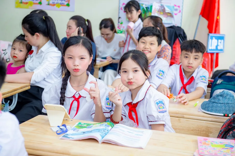 Lớp học nhóm buổi tối